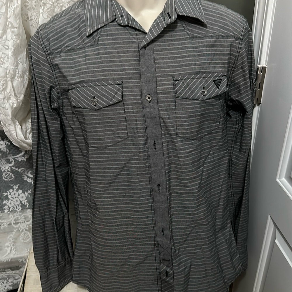 Men Guess stripped shirt